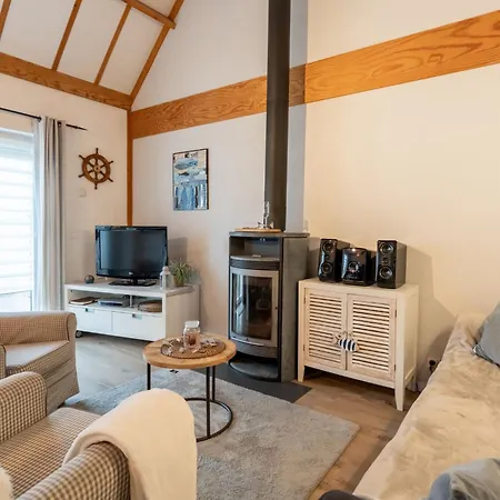 Сasa de vacaciones With Parking By Interhome Bredene